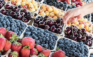 berries at a farmers market